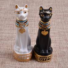 Estatueta de resina para decoração, estatueta deusa do gato egípcio, preto e branco, decoração de natal, presente, decoração vintage para casa 2024 - compre barato