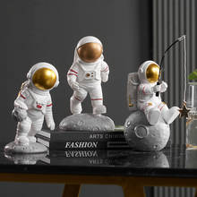 Estatuetas de astronauta criativas e nórdicas, modelo em miniatura para decoração de casa, ornamento de resina em vários estilos, decoração de carro e escritório 2024 - compre barato