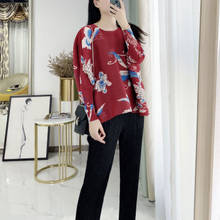 Camiseta cheongsam Miyake de manga larga con cuello redondo, estilo chino, con estampado de Fénix, doblada, mejorada 2024 - compra barato