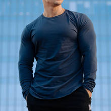 Camiseta de manga comprida masculina, camiseta com bainha curvada, camisa de ginástica para treino muscular, cor sólida, camiseta masculina 2024 - compre barato