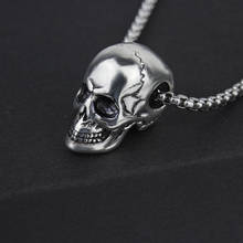 Colgante de cabeza de calavera de Horror para hombre, collar deslizante de Metal, accesorios, joyería para fiesta 2024 - compra barato