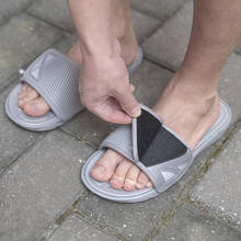 Zapatillas de verano para hombre y mujer, sandalias antideslizantes, chanclas suaves para el baño, zapatillas de diseño con suela hueca, zapatos de interior, talla grande 48 2024 - compra barato