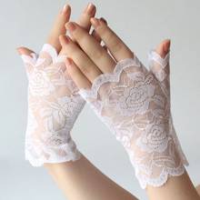 Женские летние перчатки без пальцев, с цветочным кружевом и защитой от УФ-лучей 2024 - купить недорого
