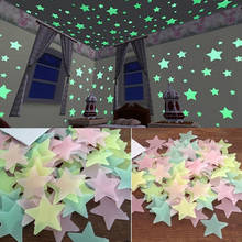 100 шт. 3D звезды светится в темноте наклейки на стену; Блестящие светящиеся наклейки на стену для детской комнаты, Спальня декор для потолка 2022 - купить недорого