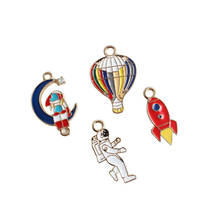 Colgante de aleación de astronauta, accesorios de pulsera de cohete de dibujos animados, joyería al por mayor, 10 Uds. 2024 - compra barato
