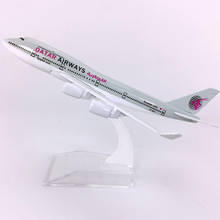 Avión estático de 16CM, modelo de B747-400 de Boeing Air catar Airways con base de aleación, Avión de exhibición coleccionable, juguete para regalo, 1:400 2024 - compra barato