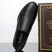 Sapatos masculinos de couro legítimo, calçados casuais artesanais para homens, estilo oxford 2024 - compre barato