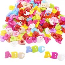 Botões de letras de resina, cores misturadas, para costura de roupas infantis, acessórios do alfabeto, para scrapbooking, tingidos, 100 peças 2024 - compre barato