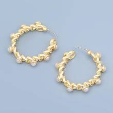 Женские серьги-гвоздики ручной работы, корейские элегантные, Золотая цепь с жемчугом 2024 - купить недорого