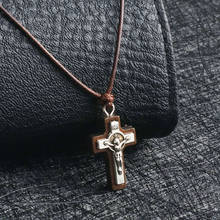 INRI-collar de cruz de Jesús para hombres y mujeres, colgante religioso de madera, cadena de cuerda de cuero, joyería 2024 - compra barato