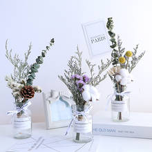 Vaso de vidro + conjunto de flores artificiais, estatuetas, decoração de escritório, artesanato, sala de estar, flores secas falsas, arte de enfeite de vaso 2024 - compre barato