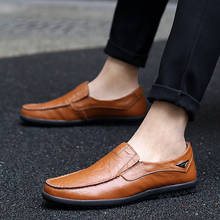 Mens Casual Shoes Split Leather Loafers Slip-On Driving Shoes Mens Driving Moccasin Soft Shoes Men Fashion Sneakers 2024 - buy cheap