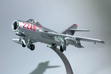 Diecast 1/72 escala china airforce j5 mig 15 lutador avião da força aérea modelo liga brinquedo ornamentos lembrança 2024 - compre barato