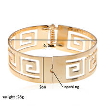Lzhlq pulseira de metal grande para mulheres, 2 peças da moda geométrica vazada, pulseira punk maxi de punho, acessórios de joias 2024 - compre barato