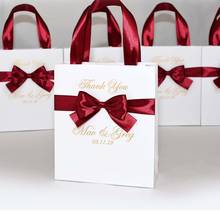 Saco de boas vindas personalizado, 20 bolsas elegantes para convidados de casamento, com laço de cetim borgonha e nomes dourados 2024 - compre barato