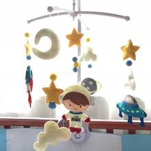 Brinquedos com chocalho para bebês, conjunto de brinquedos com suporte para os modelos de 0 a 12 meses, feito à mão 2024 - compre barato