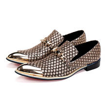 Sapato-zapatos de boda para hombre, mocasines con punta en pico, color dorado, negro, estampado de pez, piel auténtica, hebilla 2024 - compra barato