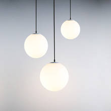 Lámpara de pasillo de dormitorio de una sola cabeza, lámpara moderna de vidrio Lámpara de bola nórdico con personalidad creativa, tres cabezas 2024 - compra barato