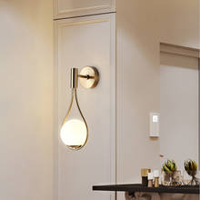 Lámpara led de pared para sala de estar, fondo posmoderno de hierro minimalista, con personalidad, para hotel, pasillo, dormitorio, mesita de noche, bola de cristal 2024 - compra barato