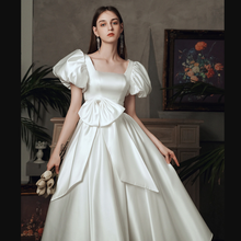 Vestido De novia de satén con mangas abullonadas, Estilo Vintage, Retro, largo hasta el té, novedad 2024 - compra barato