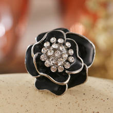 Z anel de rosa e flor rosa especial de alta qualidade, anel de dedo feminino, estilo presente de ano novo, acessórios para festa 2024 - compre barato