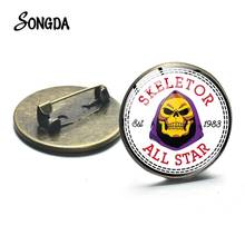 Broches de calavera amarilla con todas las estrellas Skeletor He-Man los maestros del universo, mochila, sombrero, insignias Punk, alfileres de Metal de estilo Vintage 2024 - compra barato