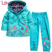 Детская одежда LZH, осень-весна 2021, комплект одежды для девочек, дождевик, топы для девочек, детский спортивный костюм для мальчиков, одежда для маленьких девочек 2024 - купить недорого