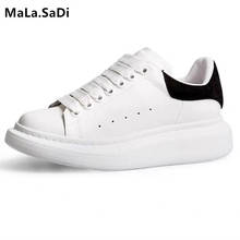 Zapatillas de deporte de cuero genuino para mujer, zapatos planos populares INS de moda, blogueros blancos, zapatos informales de talla grande, primavera y otoño 2024 - compra barato