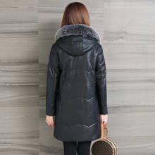 Женская куртка из натуральной кожи, теплая зимняя парка на утином пуху с натуральным лисьим мехом, LX2566, 2020 2024 - купить недорого