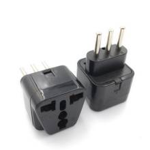 Wholesale Black 250v 10a copper Travel Universal Plug Adapter EU US UK AU to Italy Uruguay Grounded power adapter plug Type L 2024 - buy cheap