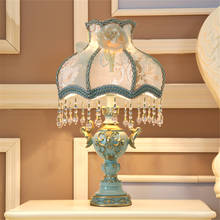 Lámpara de mesa de estilo europeo para dormitorio americano, mesita de noche, luz de lujo para sala de estar, decoración de boda para pareja 2024 - compra barato