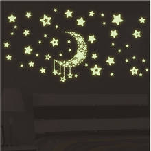 Звезда Луна светящаяся наклейка для детей гостиная спальня светится в темноте Декоративные наклейки для дома флуоресцентные настенные наклейки 2024 - купить недорого