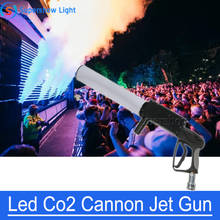 Pistola de co2 com led para palco de dj, jato de luz co2 colorida, soprador de neblina, equipamento de efeitos de festa, disco, sustentação de mão rgb 2024 - compre barato