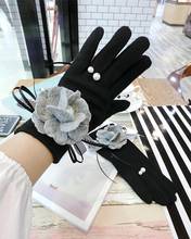 Grey Woolen Cloth Flower Bow Cashmere Gloves Korean Fashion Winter Warm Pearl Ring Touch Screen Finger Gloves Women 2024 - buy cheap