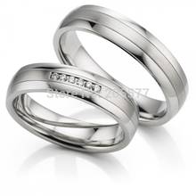 Conjunto de anillos de boda para hombre y mujer, bandas personalizadas de alta gama, color blanco, dorado, titanio, acero inoxidable, para parejas 2024 - compra barato