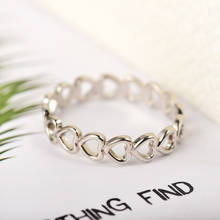 Женское кольцо в форме сердца, серебристое, с вырезами, регулируемое, цвет в ассортименте 2024 - купить недорого