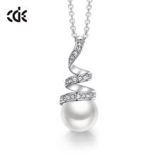 CDE Оригинальный дизайн украшенный кристаллами белый жемчуг геометрический кулон ожерелье ювелирные изделия для жены подарок 2024 - купить недорого