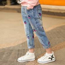 Roupa das crianças 2021 primavera e outono novas meninas jeans cereja crianças calças bordadas roupas de bebê 2024 - compre barato