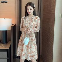 2021 Spring Women V Neck A Line Retro Vintage Floral Printed Chic Dress 2024 - buy cheap