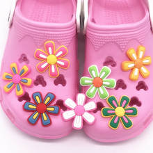 Talismã para sapato kawaii, flores grandes, acessórios de decoração de sapatos de pvc, croc jibz, faixas de pulso, fivela de sapato para meninas, presente de natal, 1 peça 2024 - compre barato