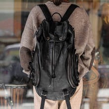 Mochila masculina de couro preto escuro, mochila de computador vintage de couro de vaca, bolsa casual fashion estilo europeu americano 2024 - compre barato