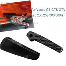 Reposapiés plegables para motocicleta, pedales traseros para Vespa GTV125, GTV250, GTV300, GTV 300, 200 2024 - compra barato