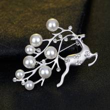 Cute Lovely Deer Clothes Sweater Accessories Flower Brooches Imitation Pearl Rhinestone Brooch Pins for Women Jewelry Gift 2024 - buy cheap
