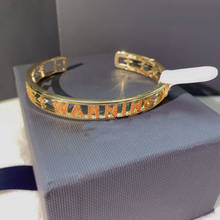 Marca 1:1 brazalete de cobre de alta calidad oro amarillo Color naranja cartas de advertencia abierto brazalete Pave Zirconia CZ pulsera de joyería de las mujeres 2024 - compra barato