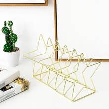 Adornos de estilo nórdico triangular, soporte para libros de oro rosa, telescópico de Metal, plegable, estante para revistas 2024 - compra barato