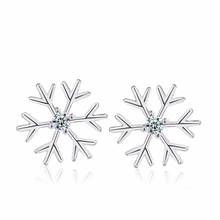 Exquisitos pendientes de tuerca de circón de cristal de copo de nieve para mujer, joyería elegante para fiesta de boda, Charm, regalos de moda para Navidad y Año Nuevo 2024 - compra barato