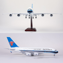 1/160 escala 45.5cm avião modelo 380 a380 china southern airline avião brinquedo com luz & roda diecast plástico resina avião brinquedo 2024 - compre barato