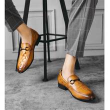 Xqwfh sapatos masculinos de couro, calçado masculino estilo maduro feito à mão em couro preto, tamanho grande 46 2024 - compre barato