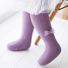 Милые розовые колготки с бантами для девочек, сетчатые хлопковые носки для девочек; Колготки на зиму, мягкие и удобные детские Колготы для девочек Одежда для младенцев 2024 - купить недорого