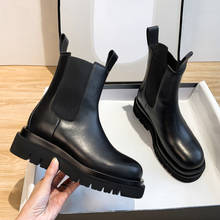 Botas femininas casuais de couro macio, botas plataforma respiráveis para festa e lazer, bota chelsea, bota feminina com tornozelo 2024 - compre barato